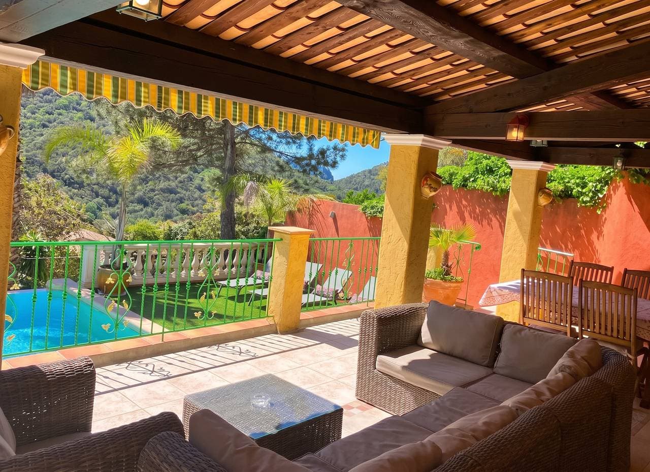 Foto 3 von 47: Freundliches Haus in Fréjus mit Infinity-Pool