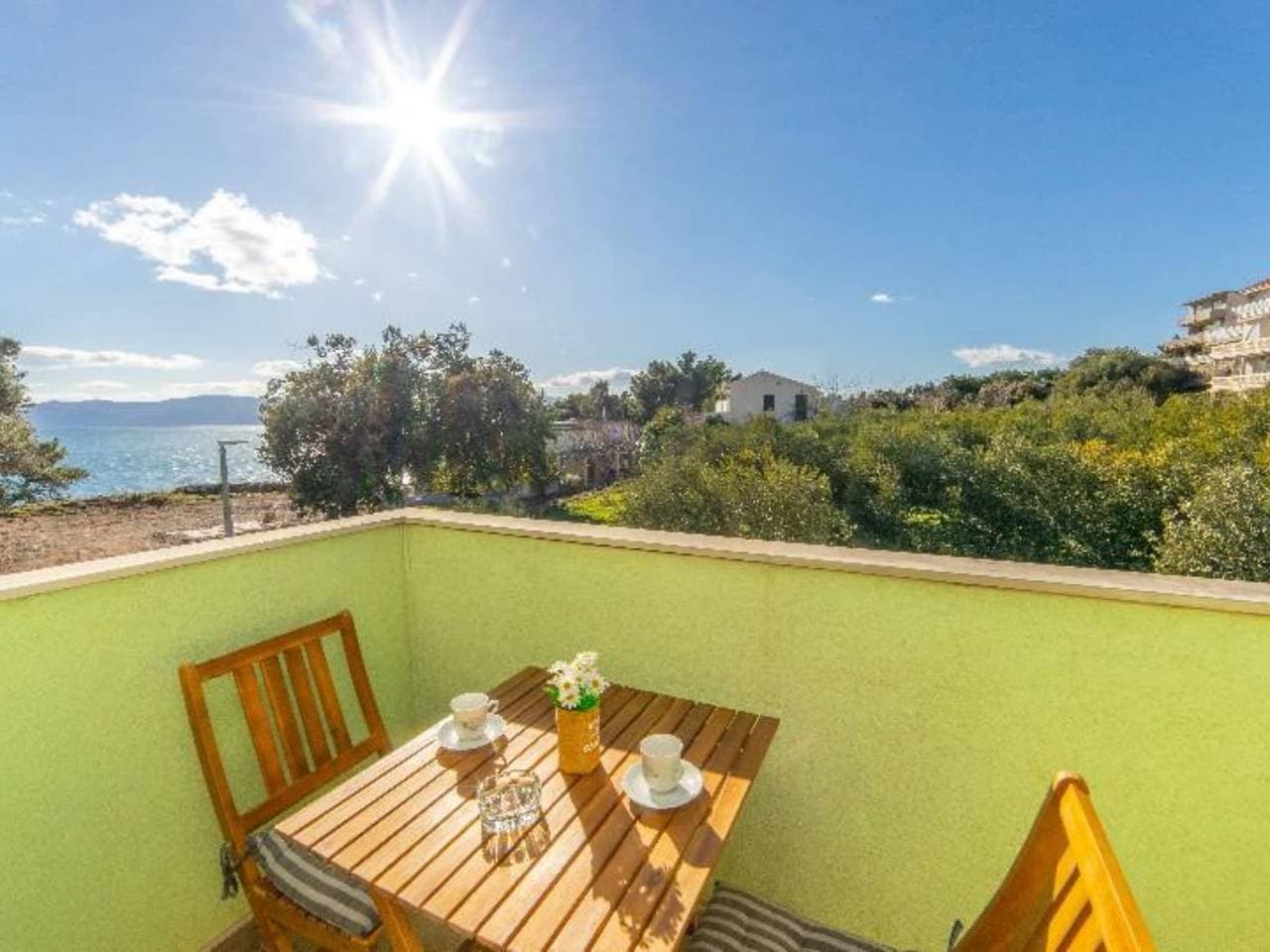 Foto 6 von 6: Studio apartment with sea view 2