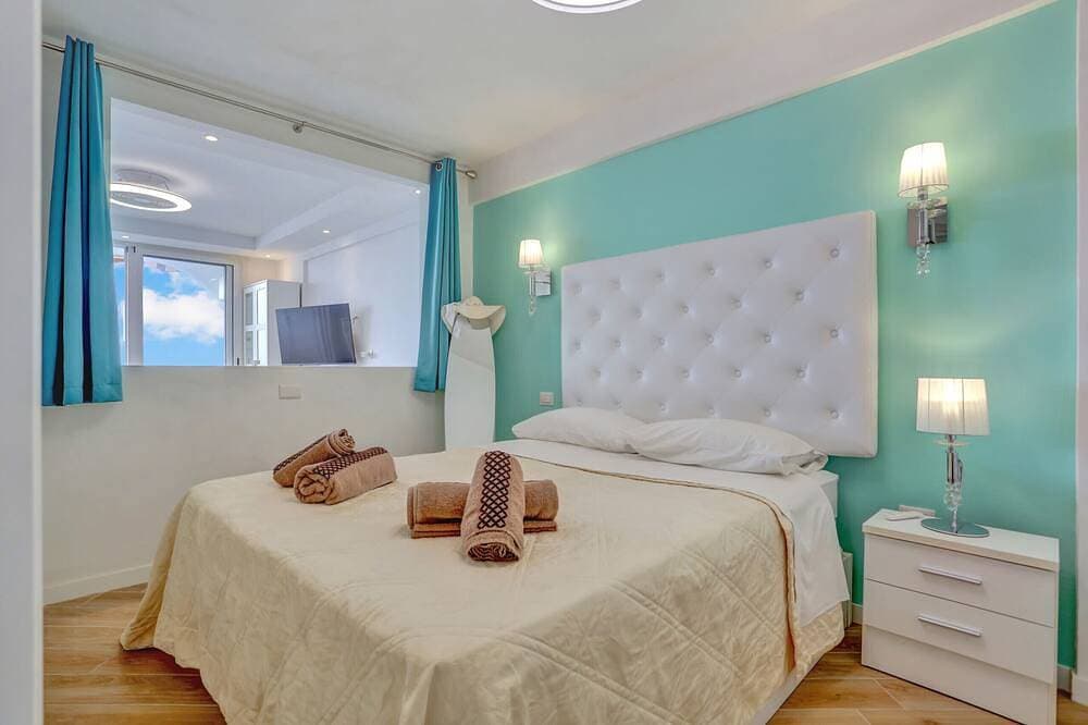 Foto 2 von 28: Tiffany Breeze Apartment, Wonderful Ocean View