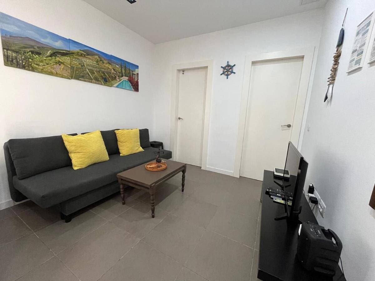Foto 5 von 43: Three-Bedroom House
