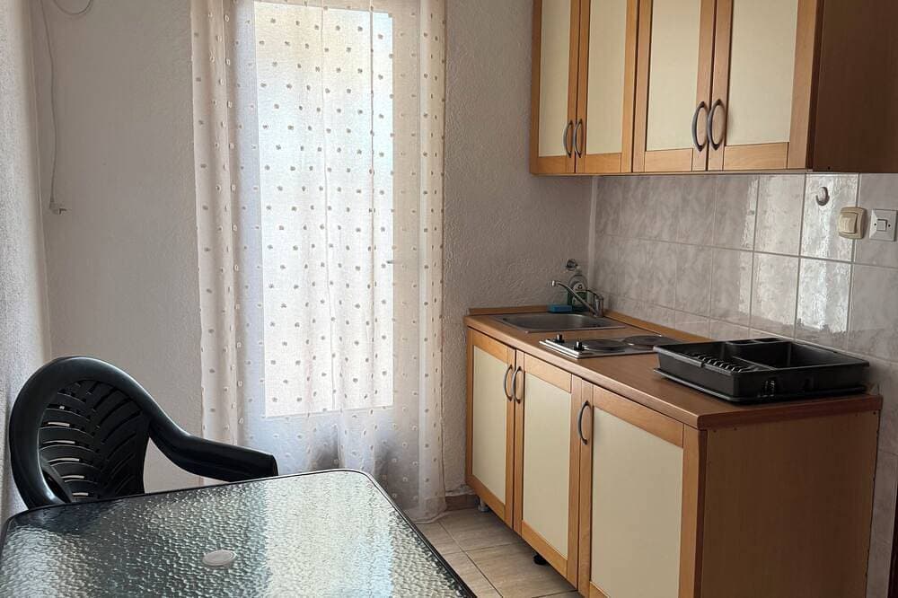 Triple 1 bedroom apartment with garden view 1