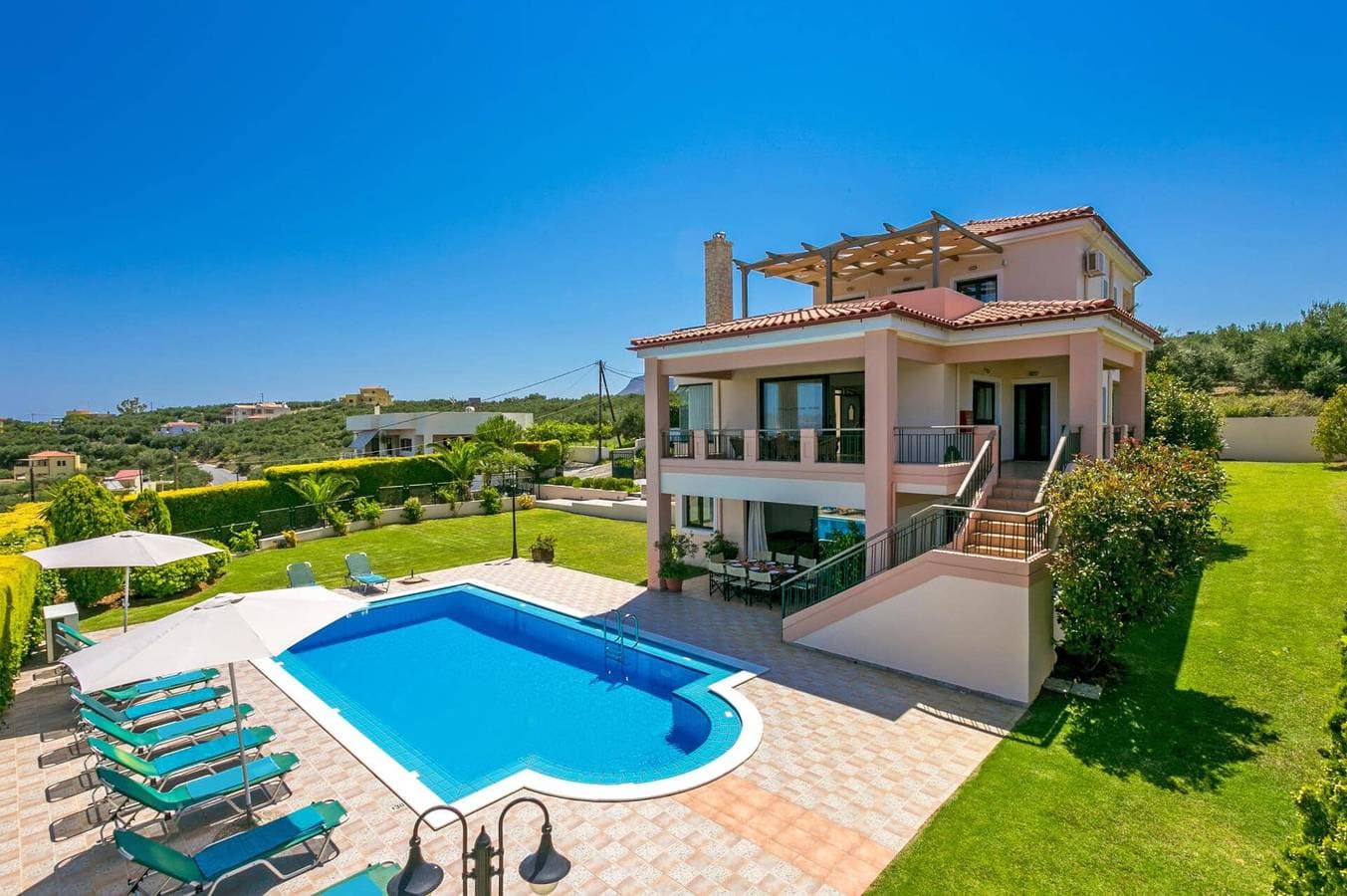 Foto 2 von 31: Villa für 12 Personen mit Garten