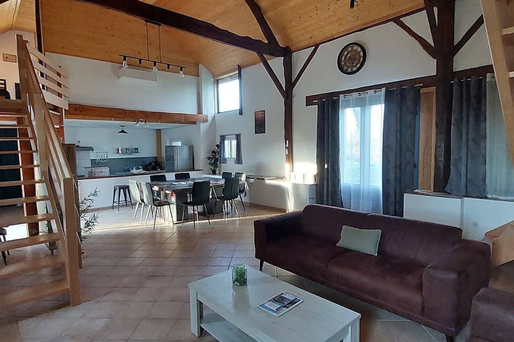 La Grange, a spacious vacation rental 10 minutes from Sarlat 1