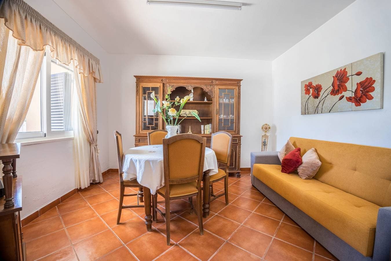 Foto 6 von 40: Ferienhaus Casa Fernandes mit Gemeinschaftspool, offener Terrasse und WLAN