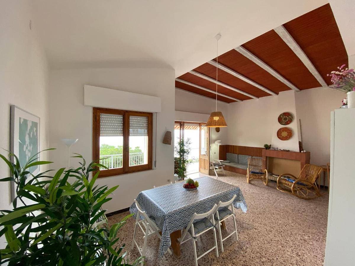 Villa sul mare con magnifico panorama 1