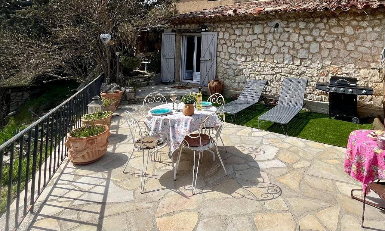 La maison d'Eddy et Caro aux Portes du Verdon 1