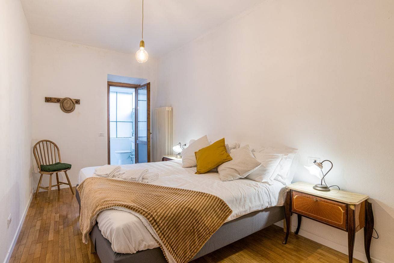 Foto 4 von 25: Ferienwohnung für 5 Personen mit Balkon/Terrasse