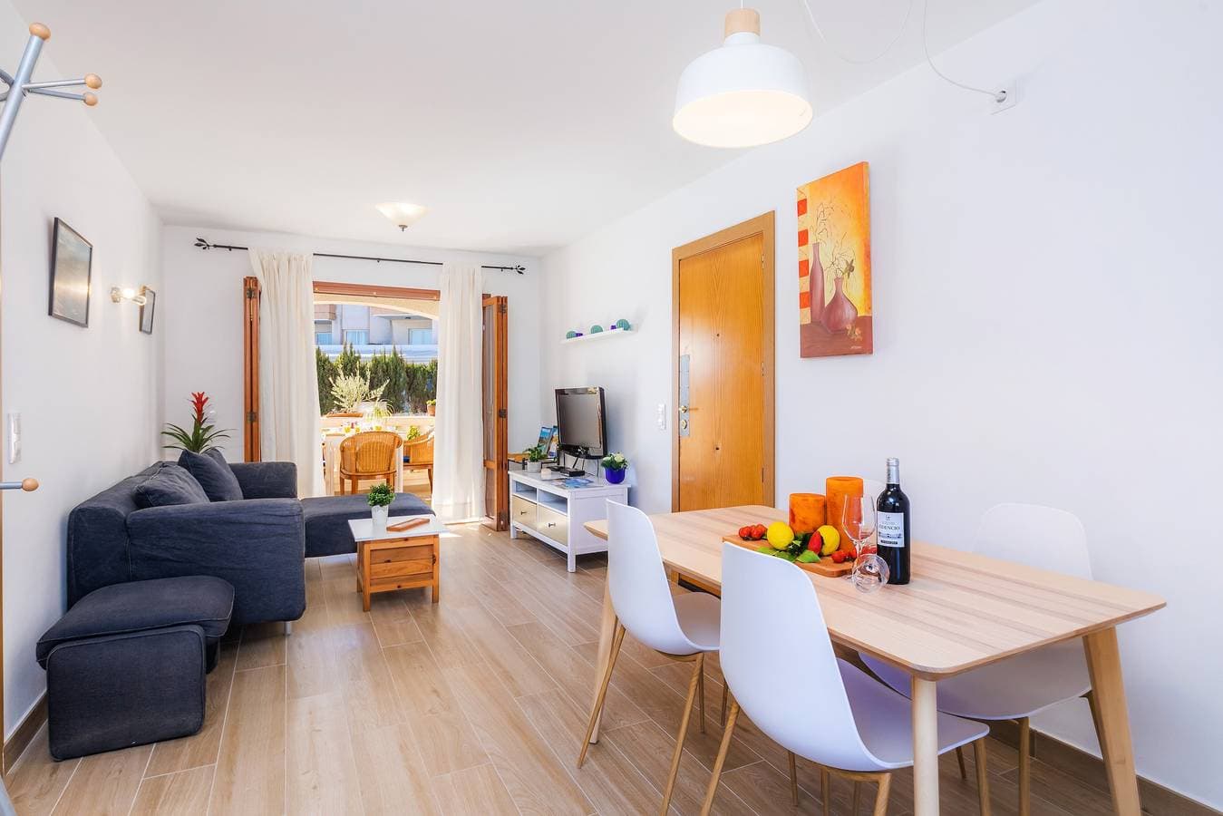 Foto 8 von 25: Ferienhaus "Can Nogueras" mit WLAN, Balkon, Terrasse, Gemeinschaftspool und Garten
