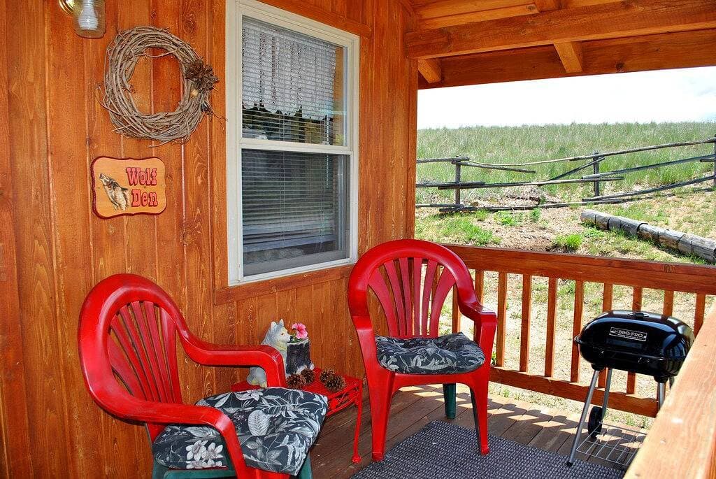 'Wolf Den'-A Perfect Romantic Honeymoon Cabin und eine Sportsman's Paradise Cabin 1