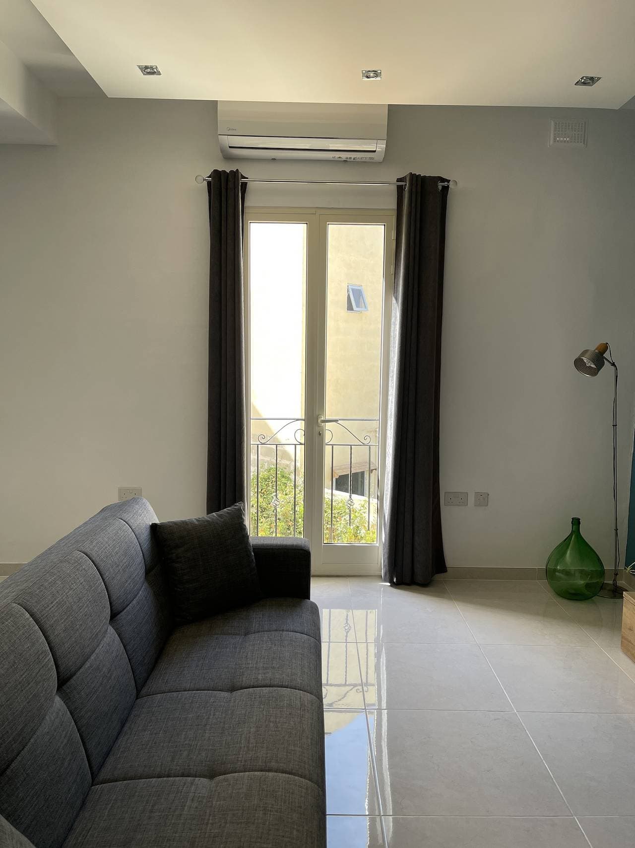 Foto 3 von 44: Ferienwohnung für 4 Personen mit Balkon
