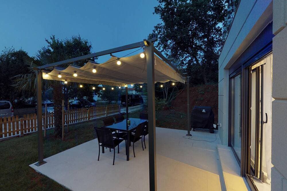 Foto 10 von 10: 2 Bed House - Sleeps 4 - Garden - Parking