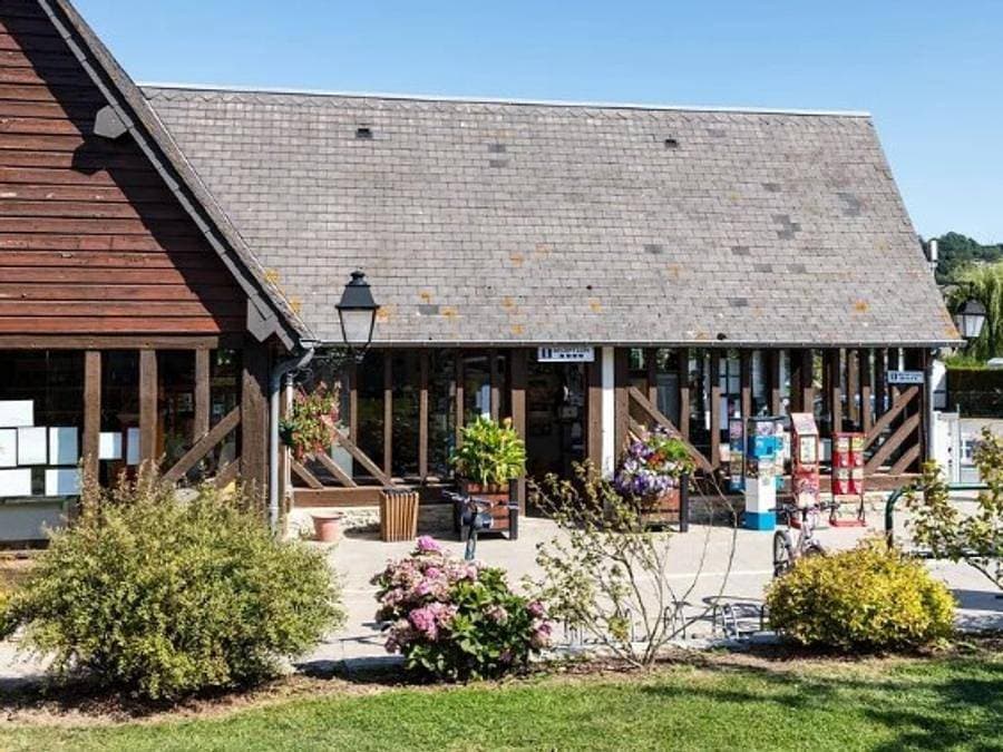 Foto 8 von 9: Camping la Vallée - Mobilheim 4 personen - Mobilheim | Comfort | 2 Zi. | 4 Pers. | Einfache Terrasse | Clim.