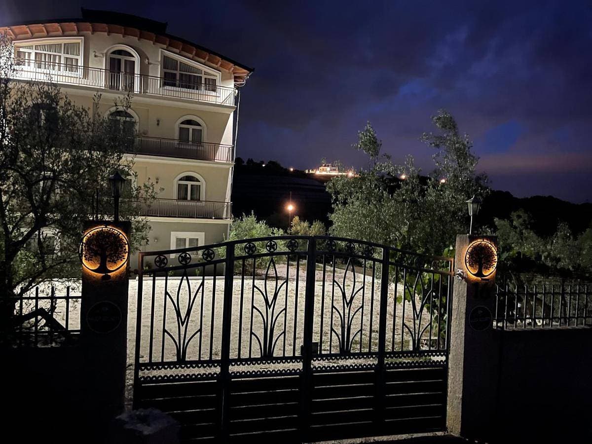 Luna Guest House 1