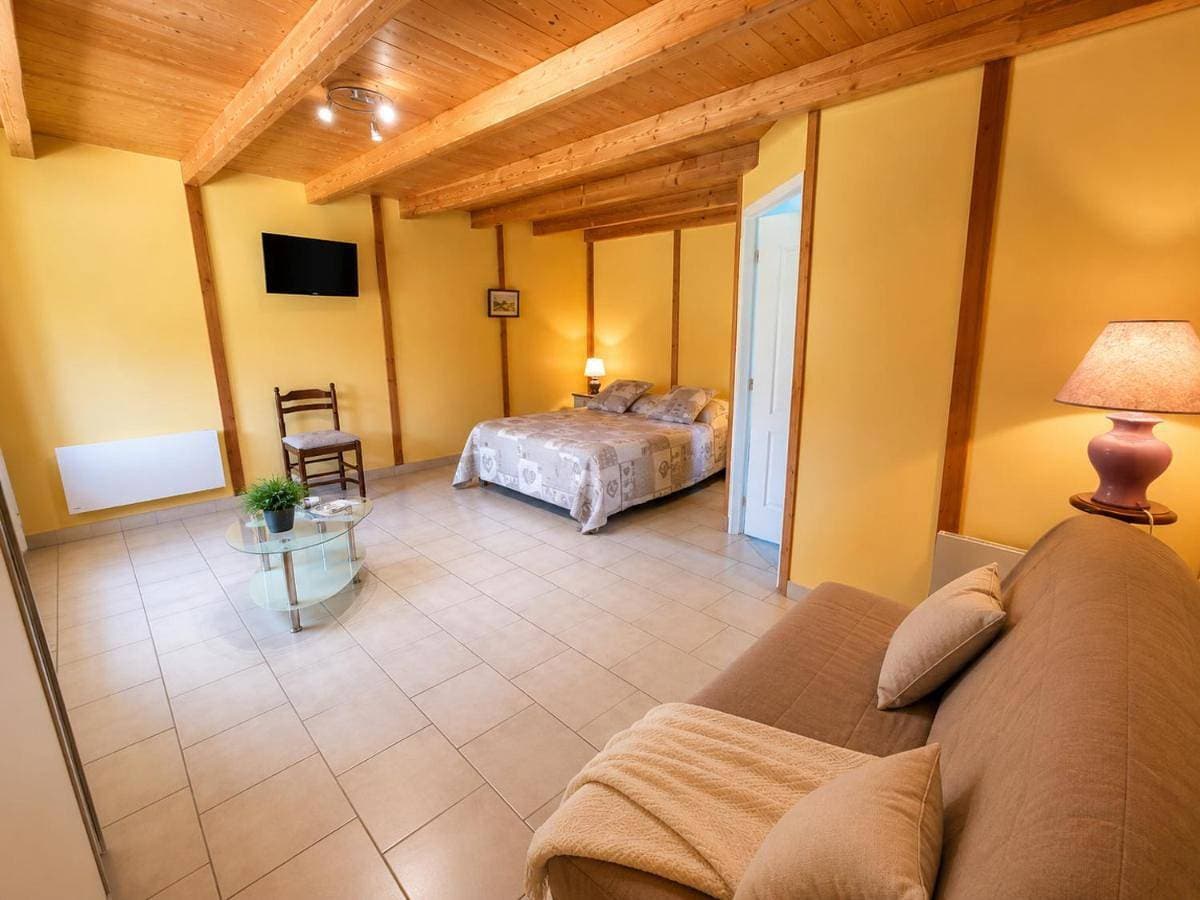 Foto 5 von 14: Double Room with Private Bathroom