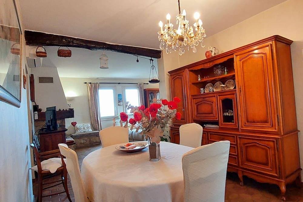 Foto 13 von 26: Schöne Villa zu vermieten in üppigem Grün