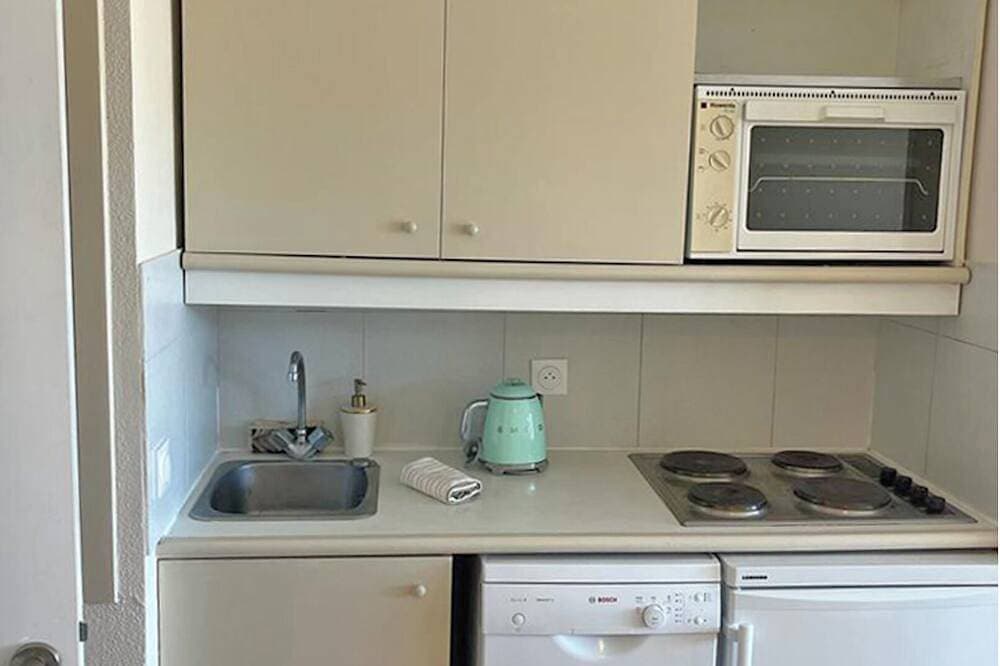 Foto 12 von 18: 23. A cosy little apt with pool, tennis court & parking in a quiet residence