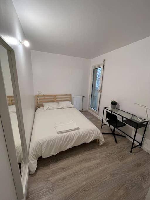 Foto 9 von 20: Three-Bedroom Apartment