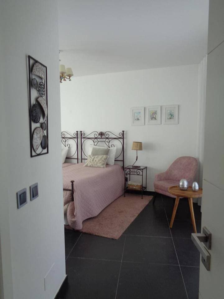 Foto 9 von 17: Standard Twin Room with Mountain View