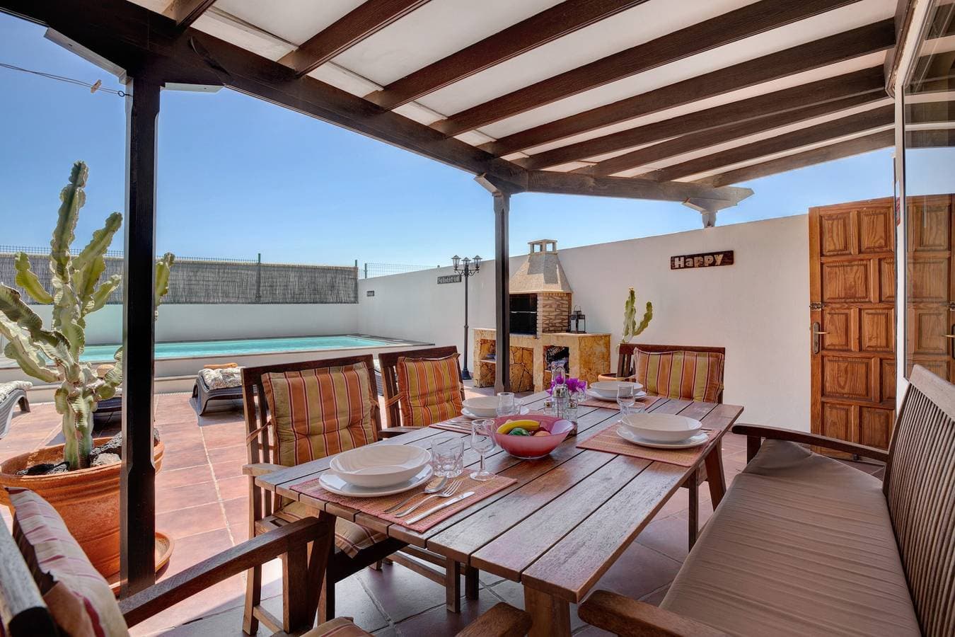 Foto 3 von 25: Ferienhaus "Villa Mar" in der Nähe dem Strand mit Meerblick, Pool & WLAN