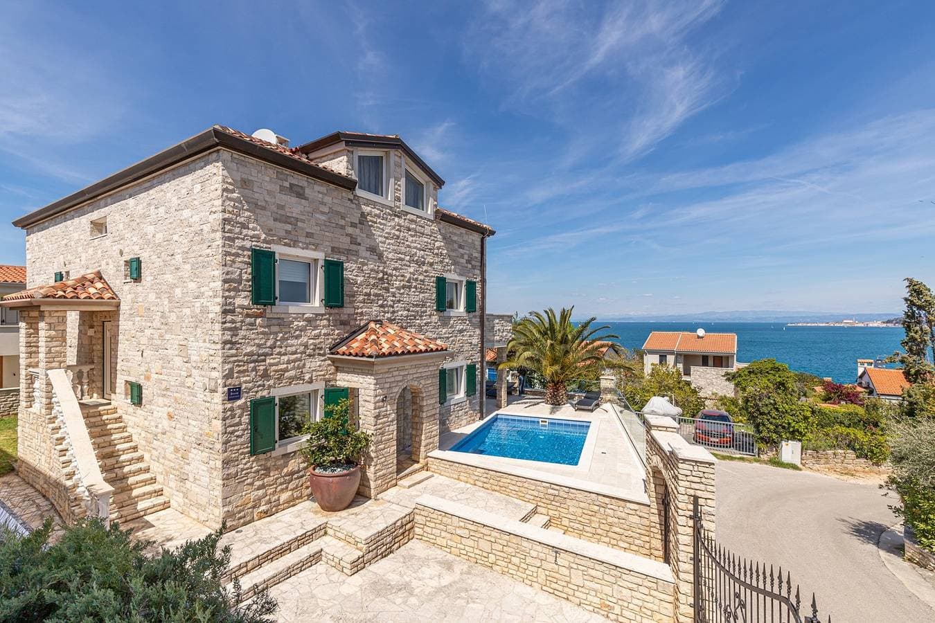 Villa Milena mit Pool und Meerblick 1