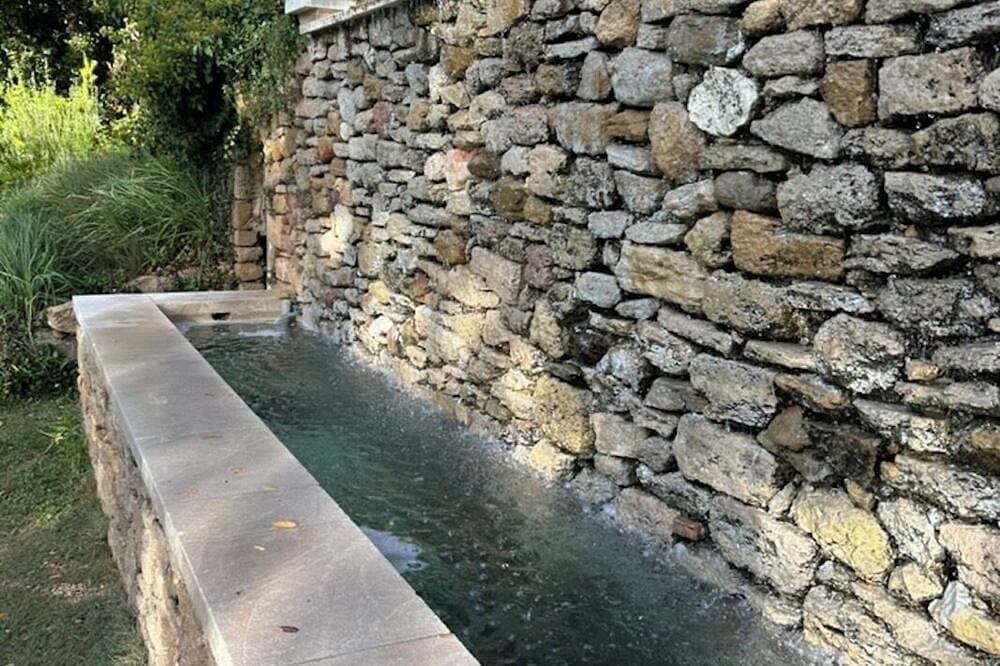 Foto 9 von 30: Enjoy nature in an enchanting and fantastic setting in Cucuron