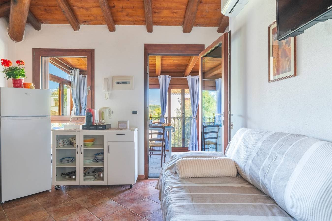 Foto 7 von 25: Ferienhaus 'Loredana' mit Meerblick, Wi-Fi und Klimaanlage