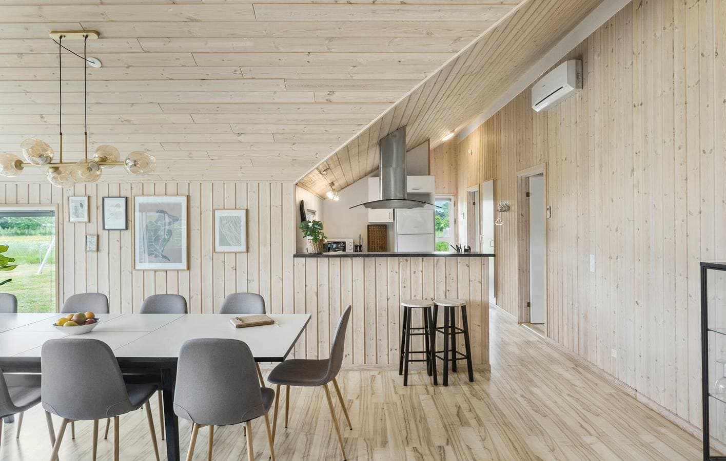 Foto 7 von 18: Ferienhaus für 8 Personen mit Whirlpool