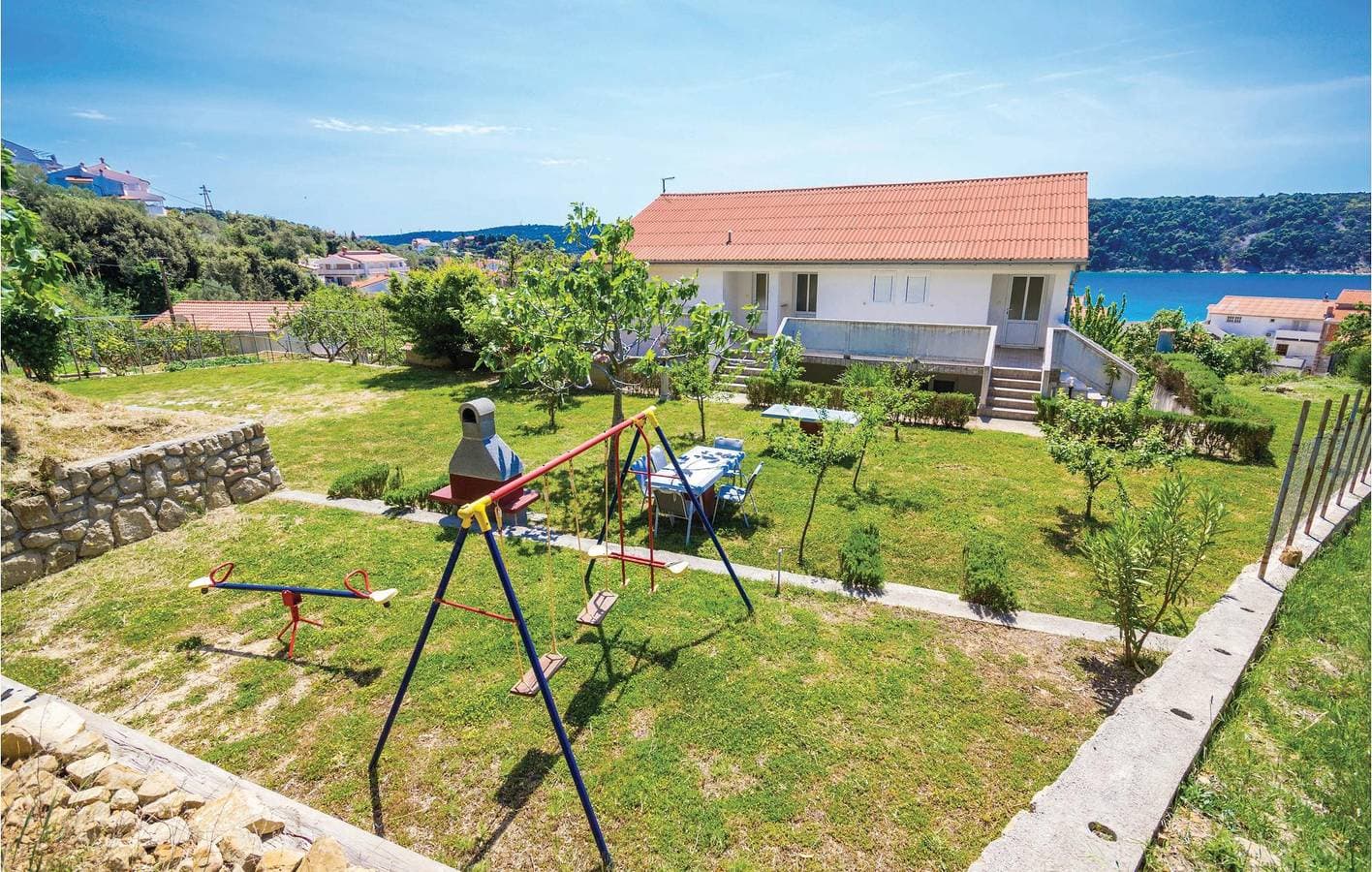 Foto 2 von 25: Gemütliche Ferienwohnung mit Meerblick, Terrasse, Parkplatz und WLAN in Supetarska Draga