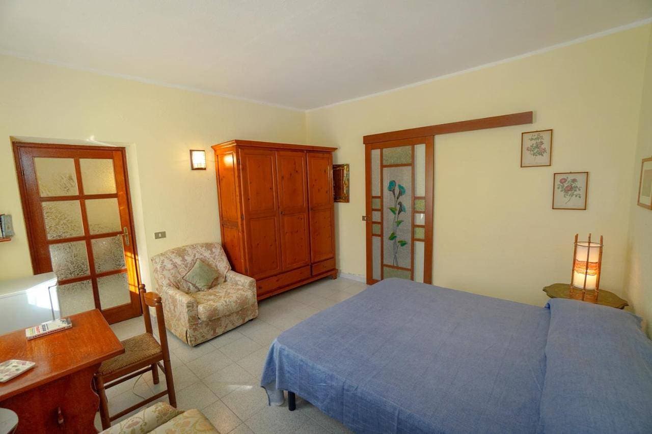 Foto 4 von 16: Two-Bedroom Apartment