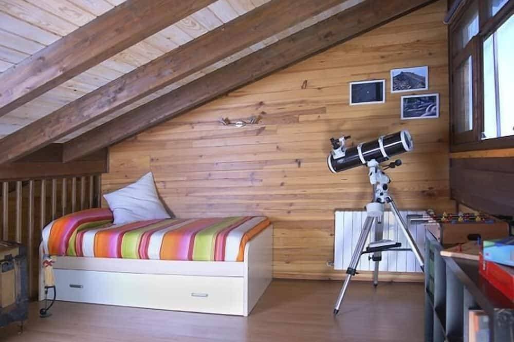 Foto 5 von 21: Holzhaus mit Platz für 12 Personen mit Pool