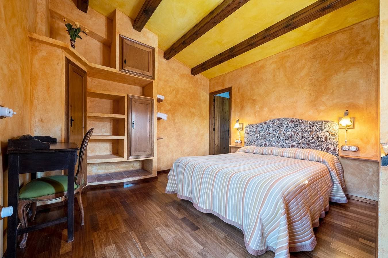 Foto 11 von 41: Finca "Lo Paller" mit Bergblick, Gemeinschaftspool und WLAN