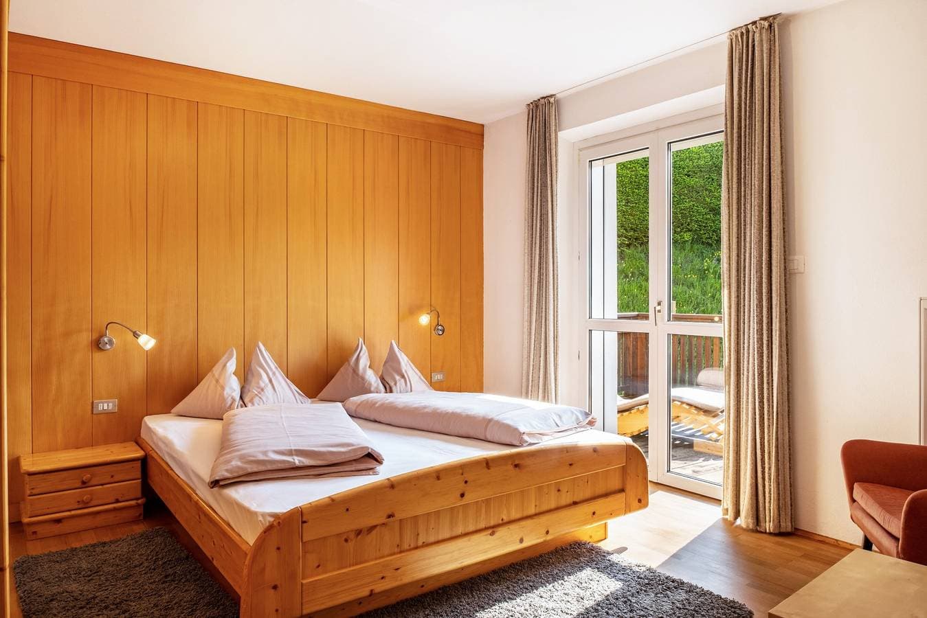 Foto 4 von 29: Ferienwohnung "Salman" mit Bergblick, Balkon und WLAN