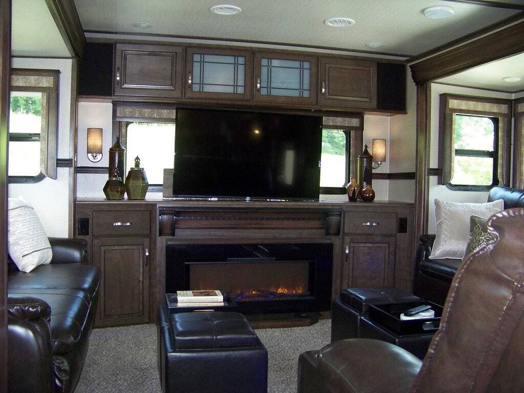 Foto 13 von 34: Glamping in Blue Ridge, Salzwasserpool, Whirlpool, asphaltierter Zugang, perfekte Lage