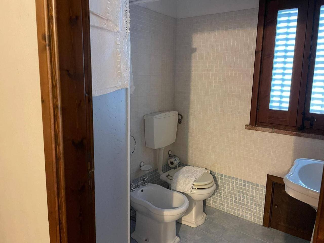 Foto 13 von 14: Double Room with Private Bathroom