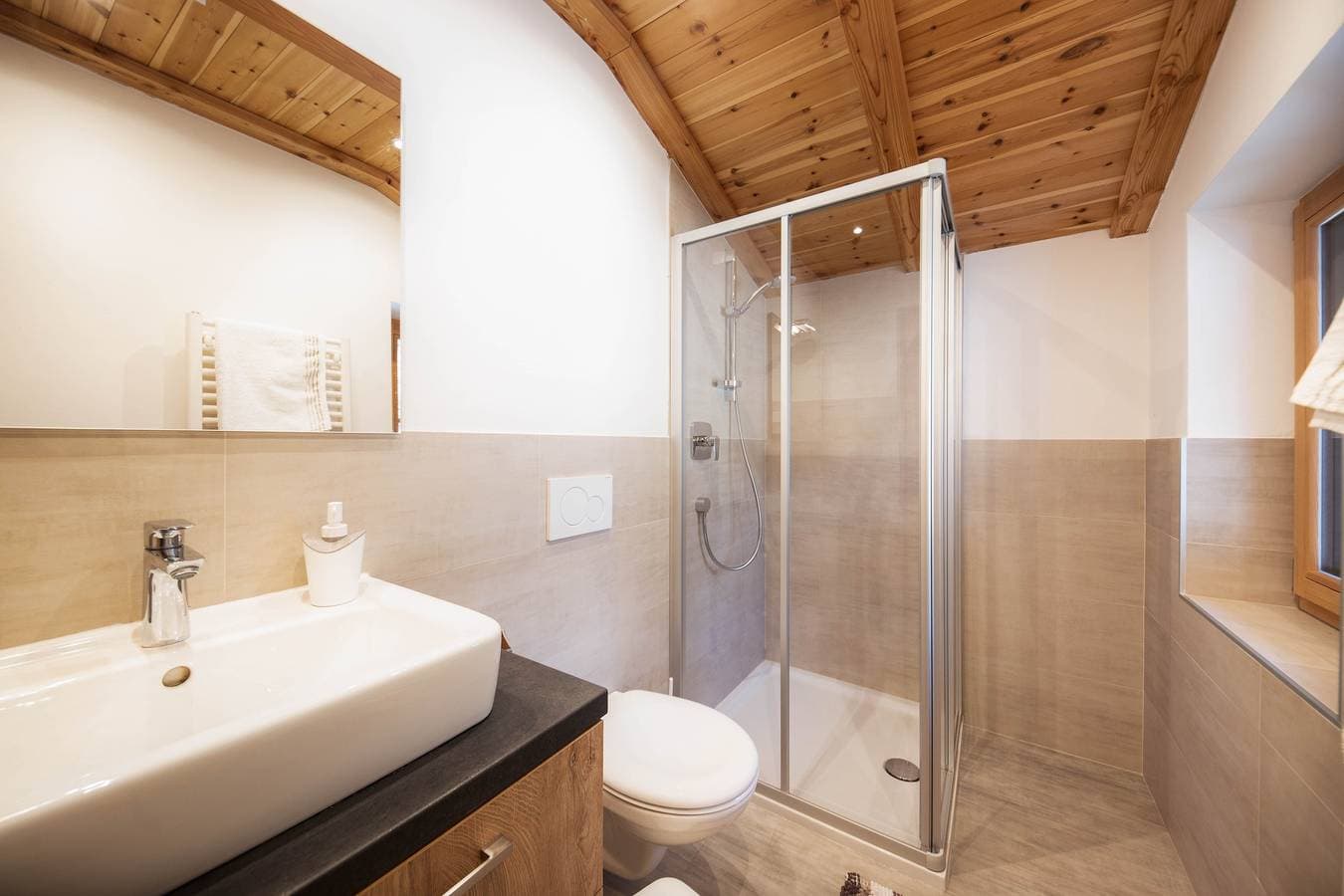 Foto 13 von 30: Ferienwohnung "Malgorerhof Sonja" mit Bergblick, WLAN & Gemeinschaftsgarten