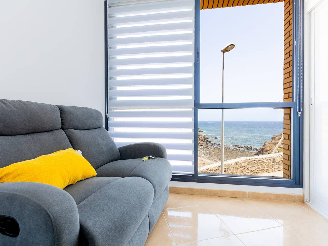 Foto 4 von 48: Las Rocas am Meer, Wifi und Meerblick