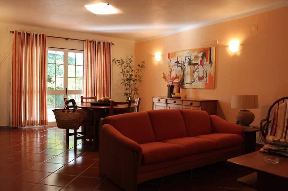 Foto 12 von 30: Lc. 11 368. Schönes 4-Bett-3-Badehaus mit Pool, 300 Meter vom Strand entfernt