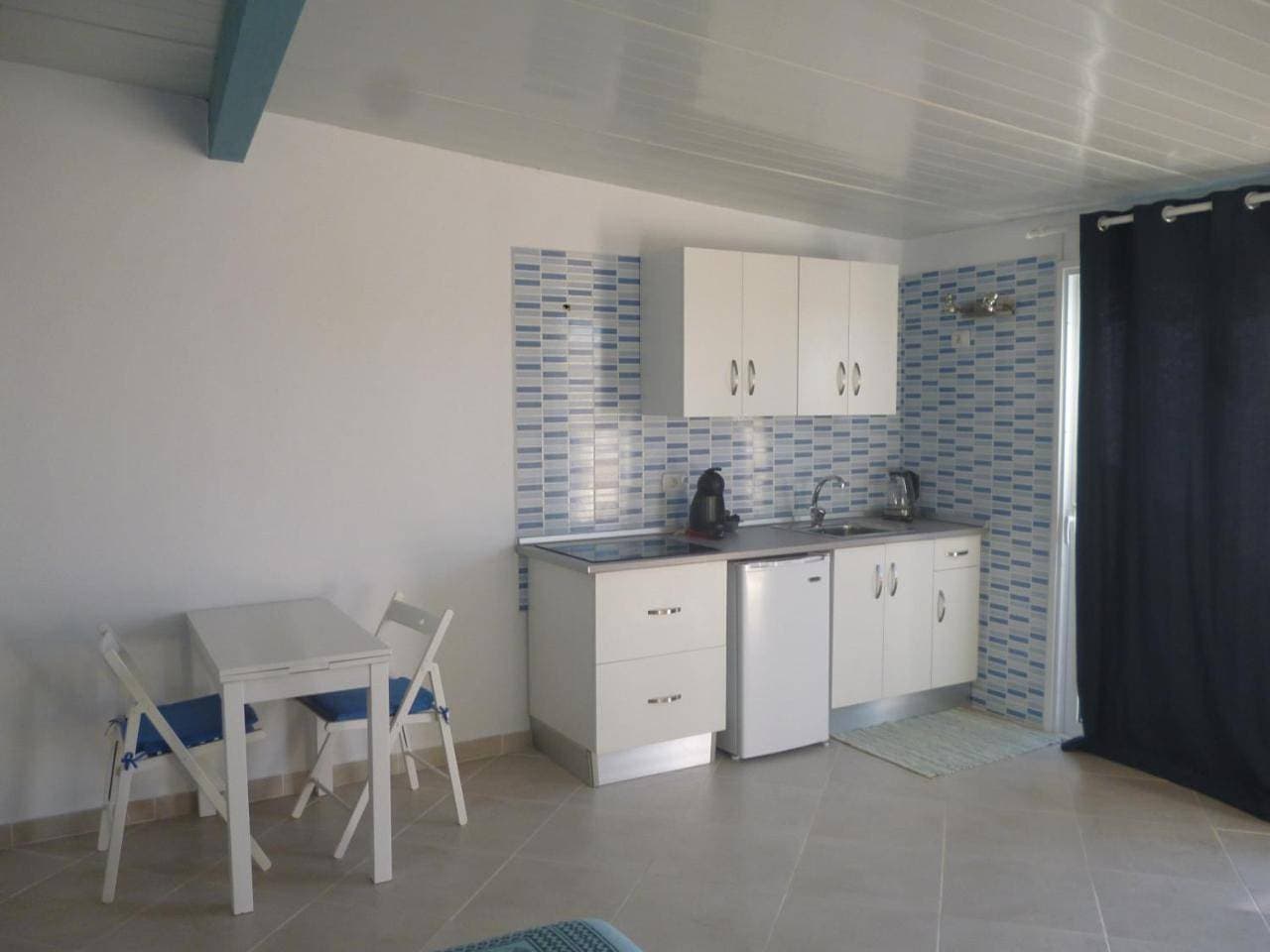 Foto 11 von 16: Studio Apartment with Sea View