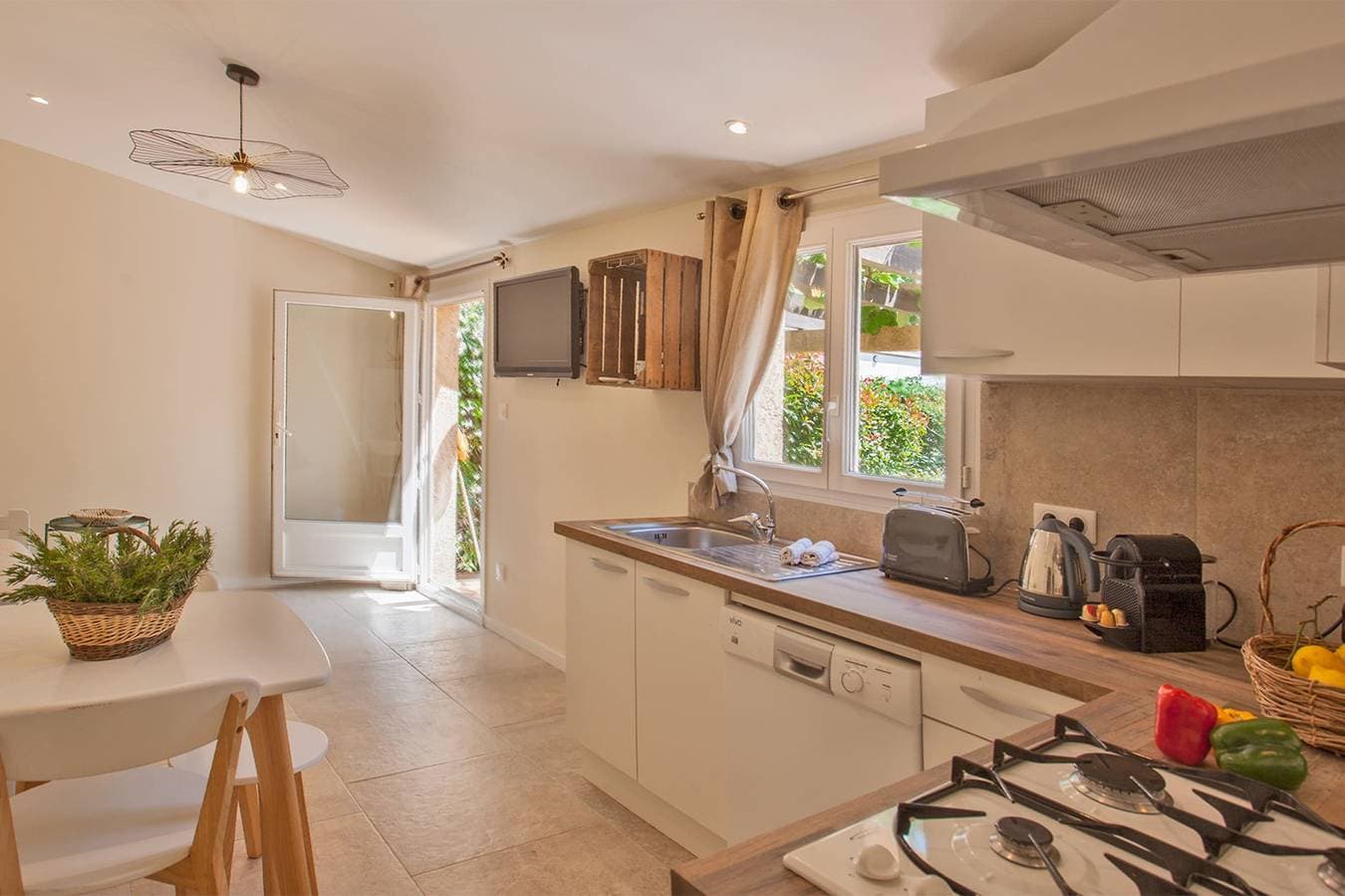 Foto 11 von 21: Villa für 4 Personen mit Pool