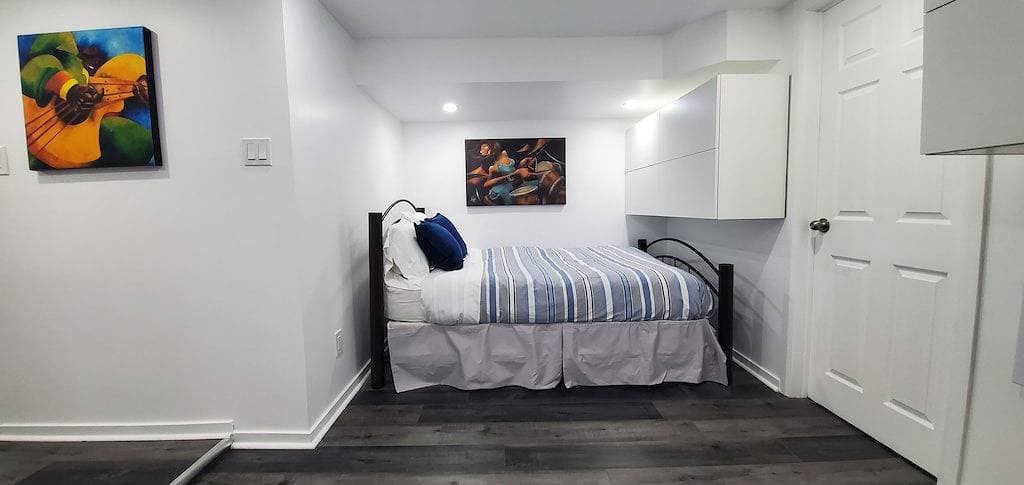 Foto 13 von 19: One bedroom apartment in Toronto's Hip Hotspot