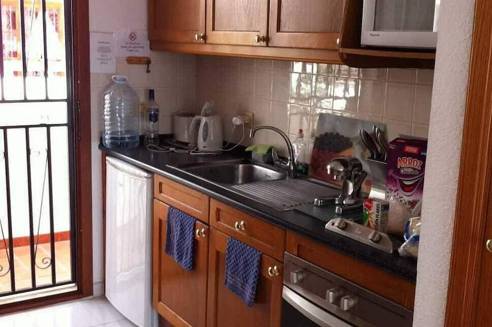Foto 11 von 27: Schönes Studio-Apartment mit spektakulärem Meerblick und Speisen im Freien