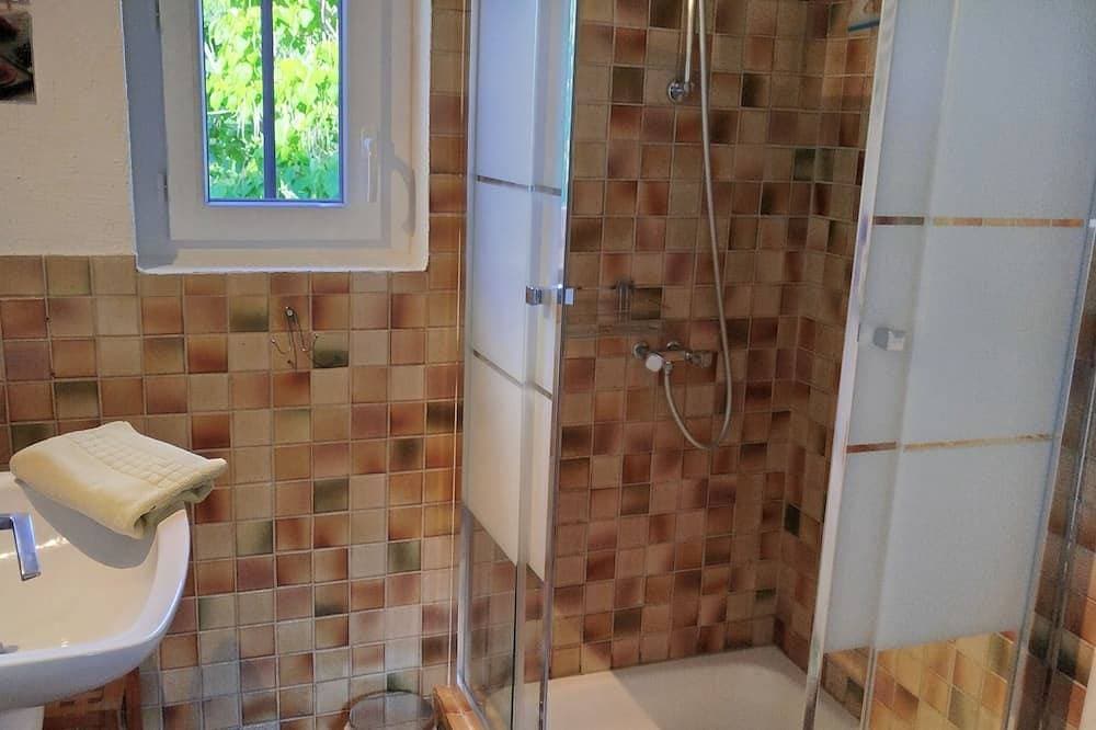 Foto 4 von 9: Coquette Tiny-House 5 minutes' walk from all amenities, close to must-sees
