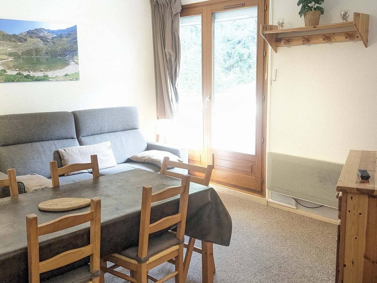 2-Zimmer-Kabinenwohnung direkt an der Piste 1