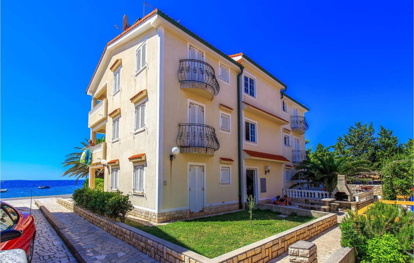 Foto 5 von 34: Gemütliche Ferienwohnung am Meer mit Terrasse und moderner Ausstattung