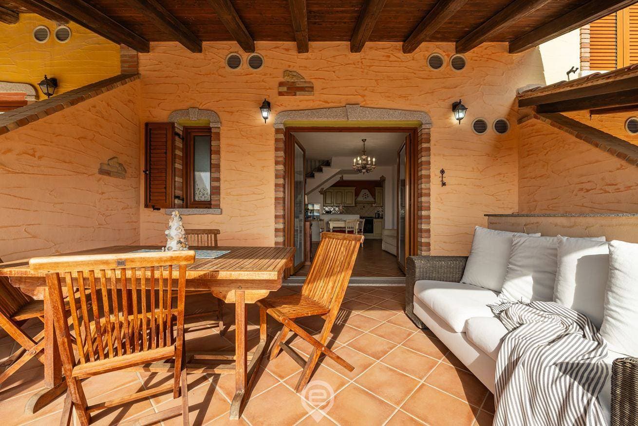 Foto 12 von 34: Ferienwohnung für 4 Personen mit Balkon/Terrasse
