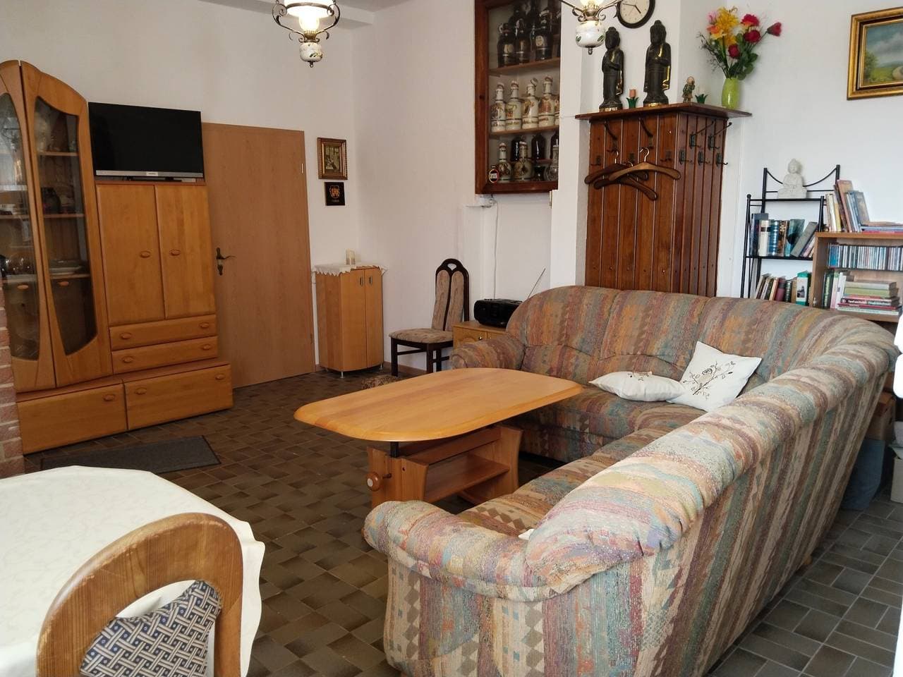 Foto 2 von 10: Ferienwohnung 'Schönes  5 Pers' mit privater Terrasse und WLAN