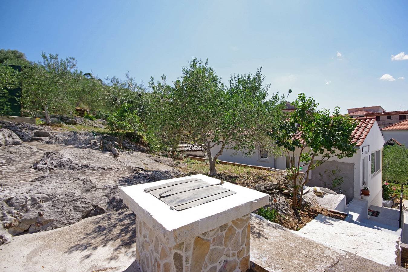 Foto 13 von 37: 1-Zimmer-Haus mit Terrasse Trogir K-15319