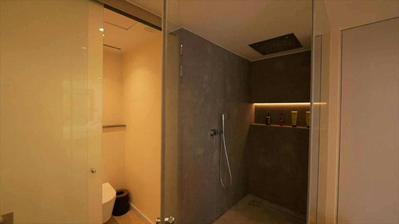 Foto 10 von 37: Three-Bedroom Apartment