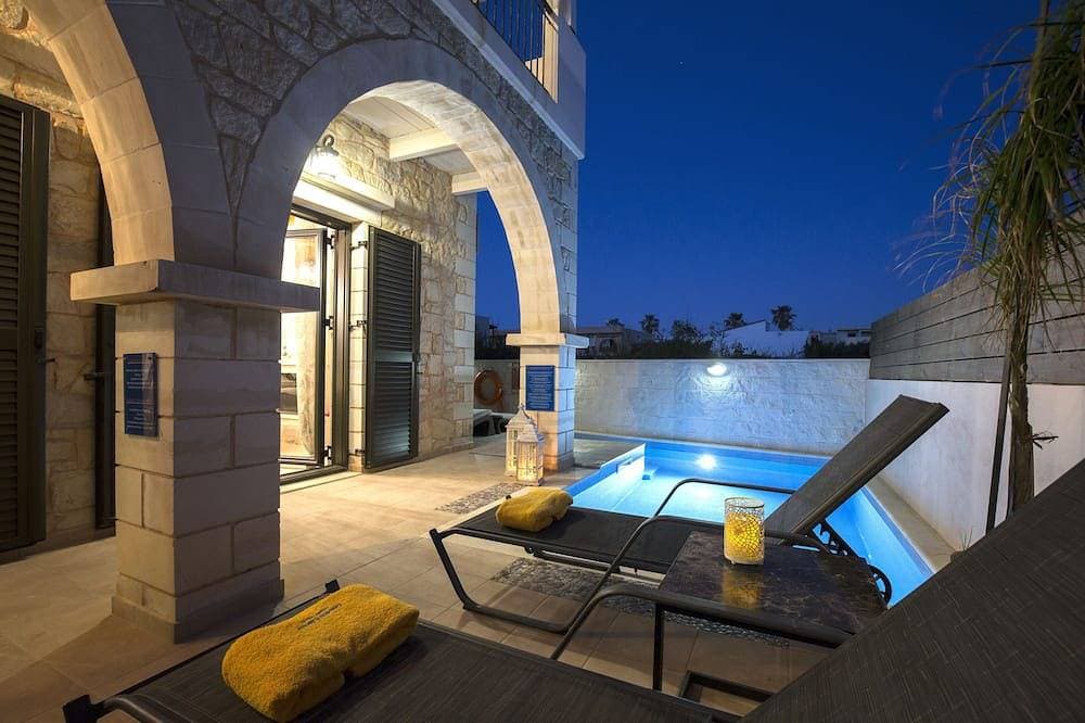 Villa Christy 150 Meter vom Strand entfernt mit privatem Pool und Kamin 1