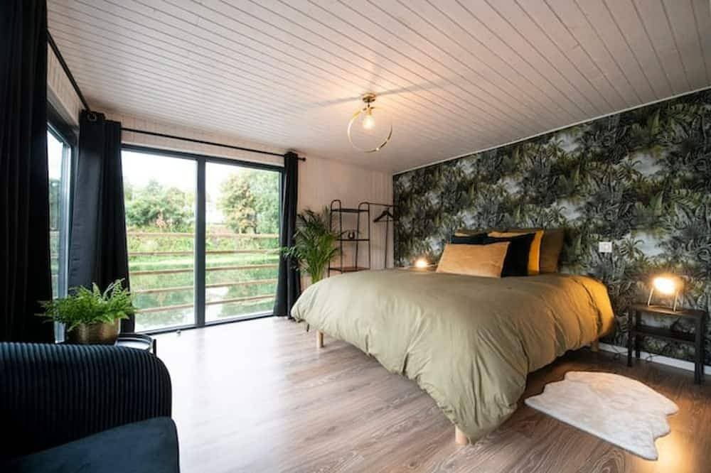 Foto 5 von 14: Gîtes Seine & Nature Logement Flottant Atypique \"Le Babord\"